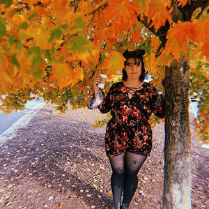 Meet your Posher, Max